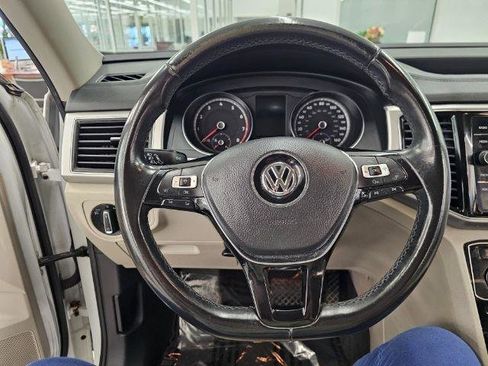 Used 2018 Volkswagen Atlas SEL image 15