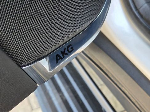 Used 2023 Cadillac Escalade Sport Platinum image 13