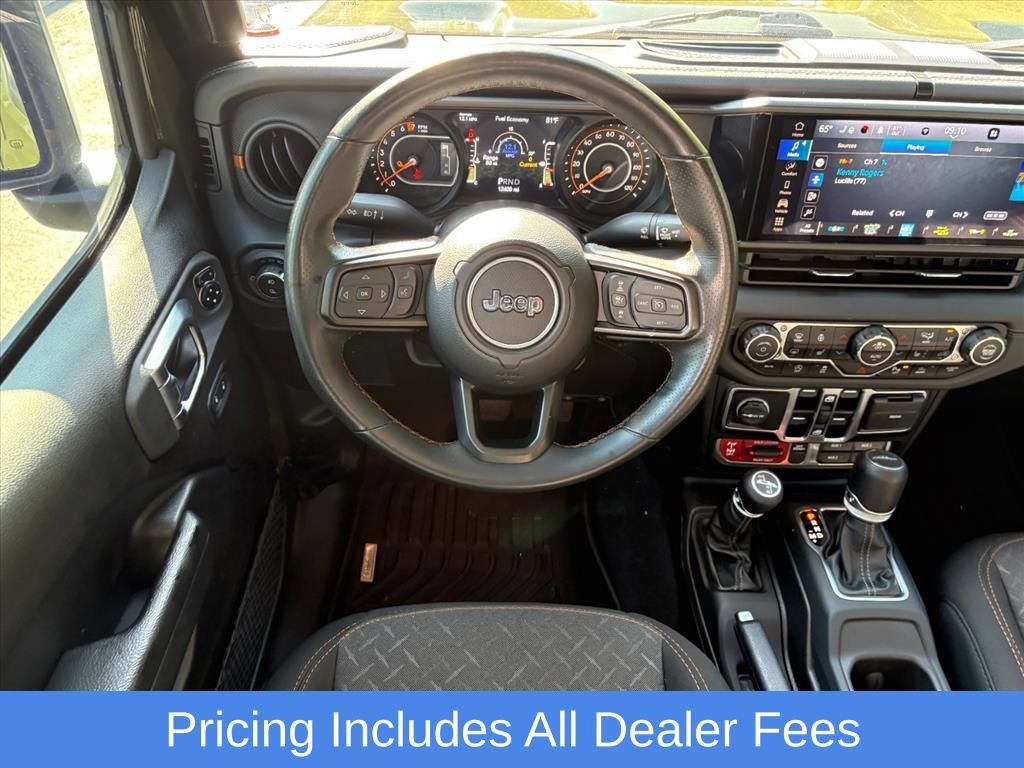 Used 2024 Jeep Gladiator Mojave w/ Safety Group AWD/4WD image 21