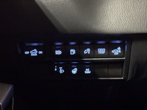 Used 2024 Toyota Tundra Limited w/ TRD Off-Road Package AWD/4WD image 19