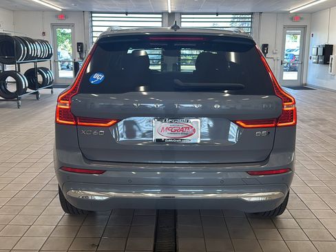 Used 2023 Volvo XC60 B5 Plus w/ Climate Package AWD/4WD image 6
