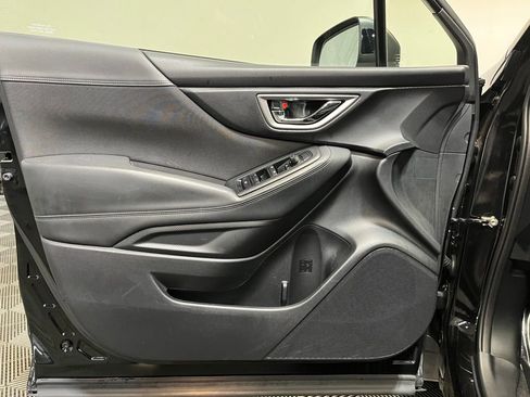 Used 2022 Subaru Forester Premium image 13