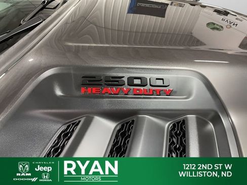 New 2026 RAM 2500 Laramie AWD/4WD image 16