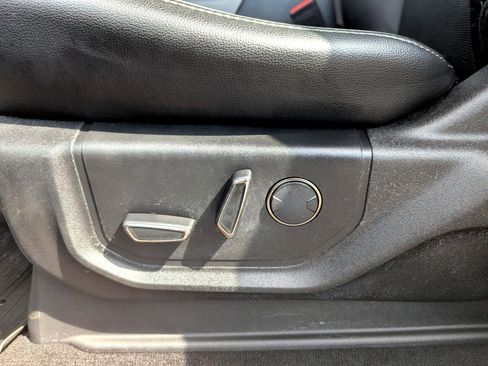 Used 2018 Ford F150 Raptor w/ Equipment Group 802A Luxury image 17