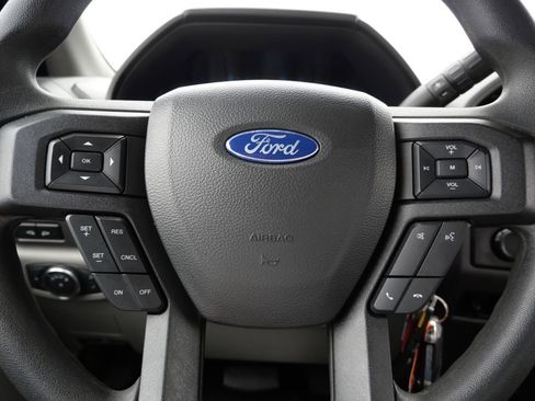 Used 2022 Ford F450 XL w/ Power Equipment Group image 18