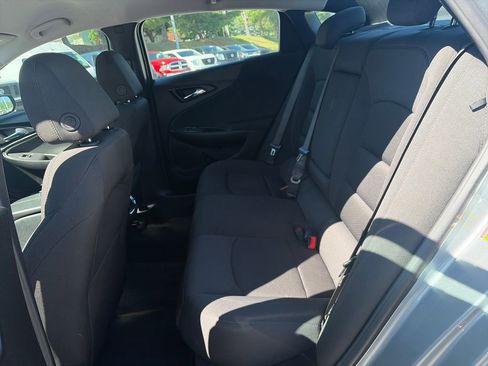 Used 2025 Chevrolet Malibu LT FWD image 24