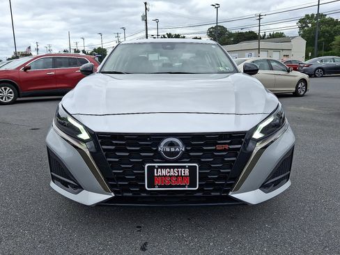 Certified 2024 Nissan Altima 2.5 SR w/ SR Premium Package image 2