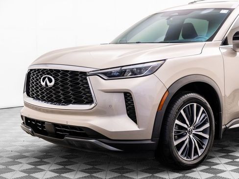 Used 2023 INFINITI QX60 Sensory w/ Vision Package AWD/4WD image 39