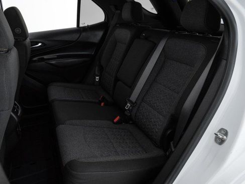 Used 2022 Chevrolet Equinox LT w/ Driver Convenience Package image 36