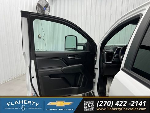 Used 2024 GMC Canyon Elevation AWD/4WD image 7