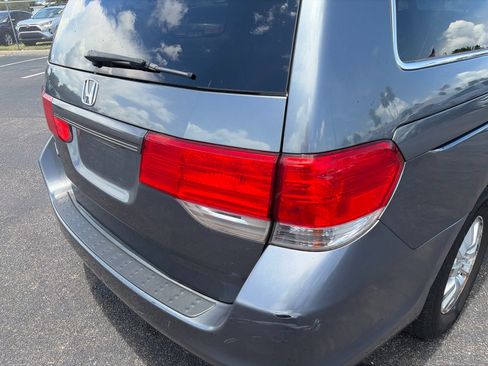 Used 2010 Honda Odyssey EX-L image 16