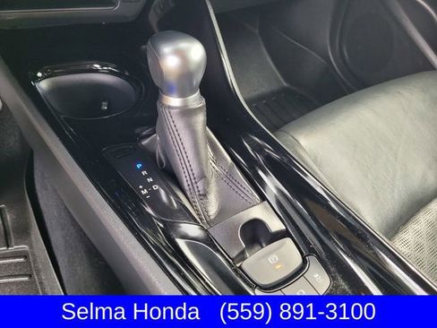 Used 2021 Toyota C-HR Limited image 20