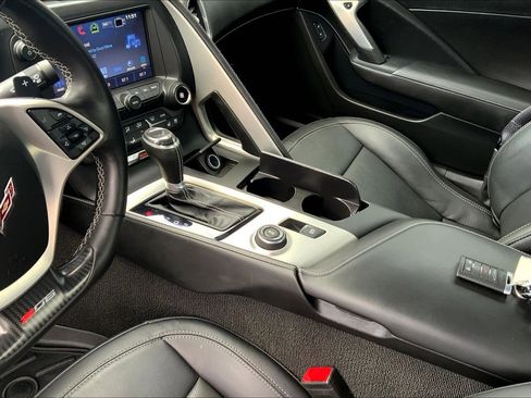 Used 2016 Chevrolet Corvette Z06 w/ 3LZ Preferred Equipment Group image 18