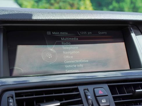 Used 2014 BMW 528i Sedan RWD image 17
