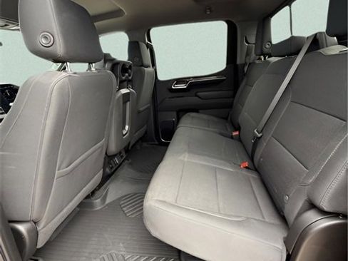 Used 2025 Chevrolet Silverado 1500 LT image 28