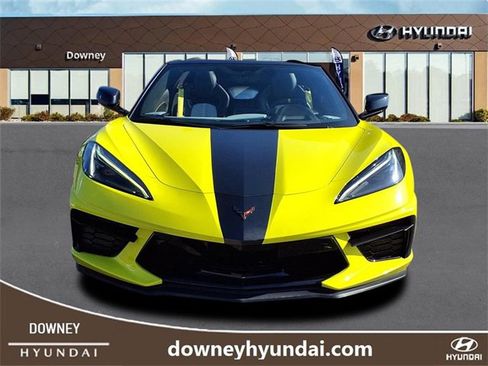 Used 2022 Chevrolet Corvette Stingray Premium Conv w/ Z51 Performance Package image 2