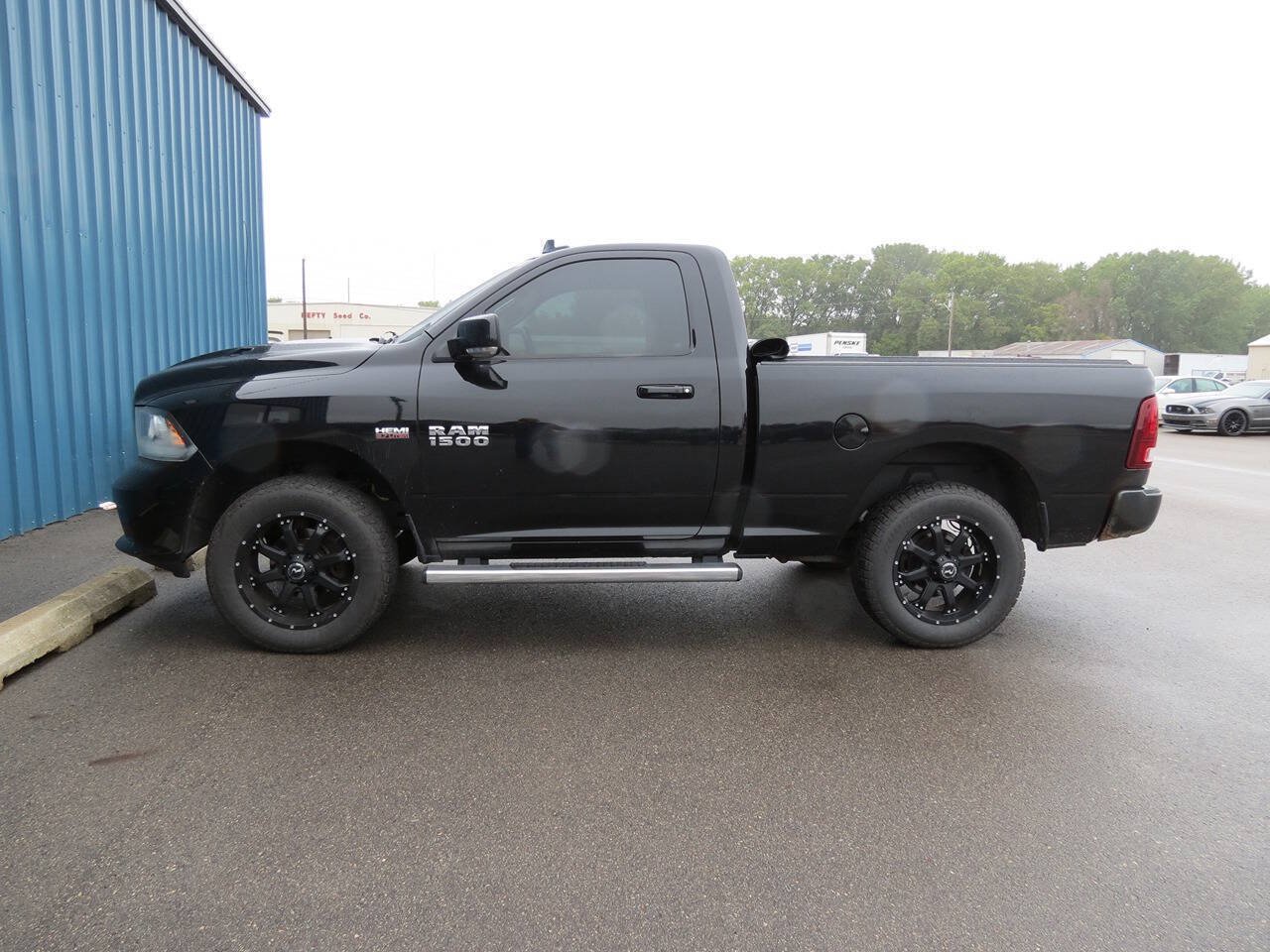 Used 2013 RAM 1500 Sport w/ Convenience Group AWD/4WD image 2