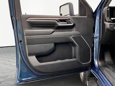 Used 2024 Chevrolet Silverado 2500 LT w/ All Star Edition image 17