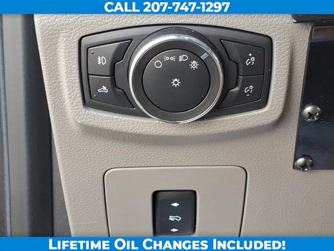 Used 2017 Ford F150 XLT w/ Equipment Group 302A Luxury AWD/4WD image 17