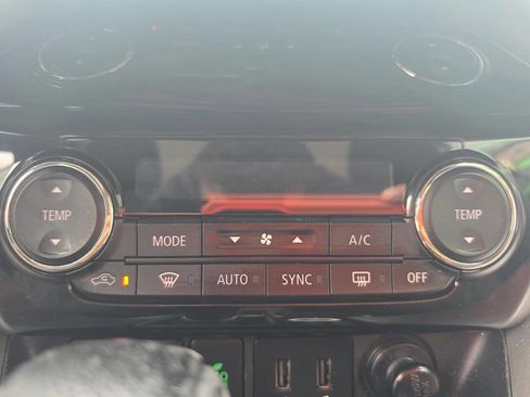 Used 2019 Mitsubishi Eclipse Cross SE AWD/4WD image 40