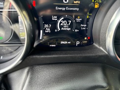 Used 2023 Jeep Wrangler Unlimited Sahara w/ Cold Weather Group image 23