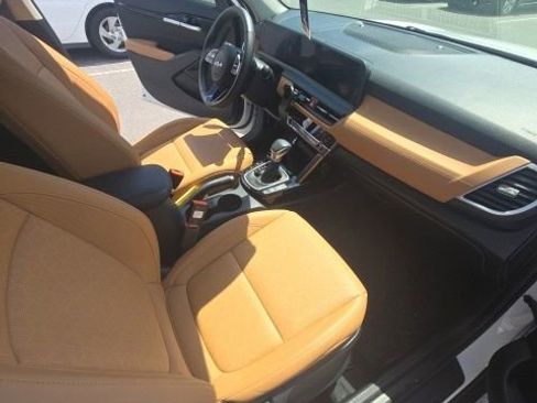 Used 2026 Kia Seltos EX w/ EX Sunroof Package FWD image 24