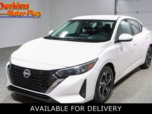 Used 2024 Nissan Sentra SV FWD image 1