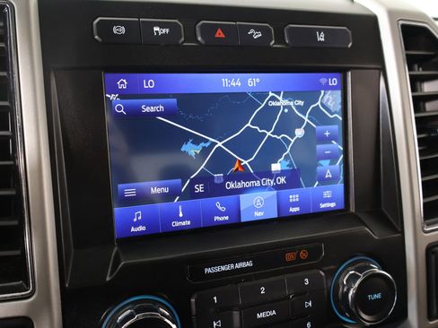 Used 2020 Ford F350 Lariat image 7