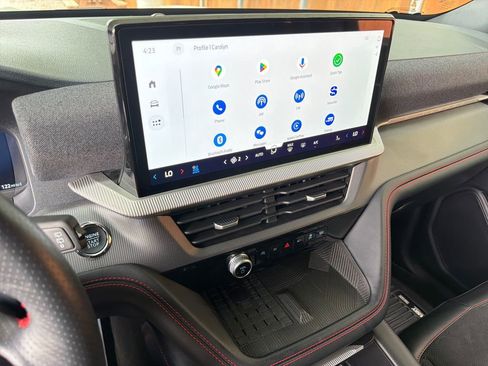 Used 2025 Ford Explorer ST image 27