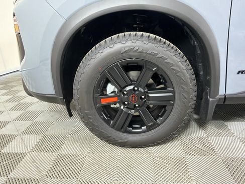 New 2026 Nissan Rogue SV AWD/4WD image 10