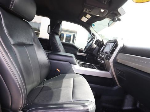 Used 2022 Ford F450 Lariat w/ Lariat Ultimate Package AWD/4WD image 14