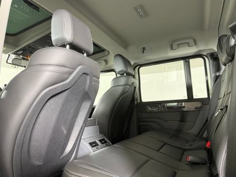 Used 2024 INEOS Grenadier AWD/4WD image 24
