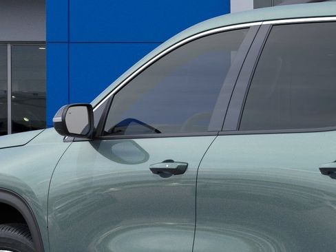 New 2027 Chevrolet Traverse LT w/ Sun and Wheel Package AWD/4WD image 12