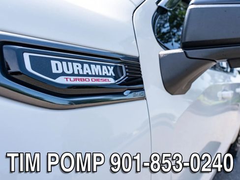 Used 2024 GMC Sierra 1500 AT4 w/ Technology Package AWD/4WD image 17