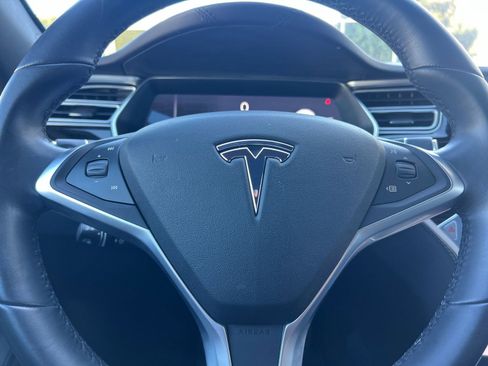 Used 2017 Tesla Model S 75 image 22