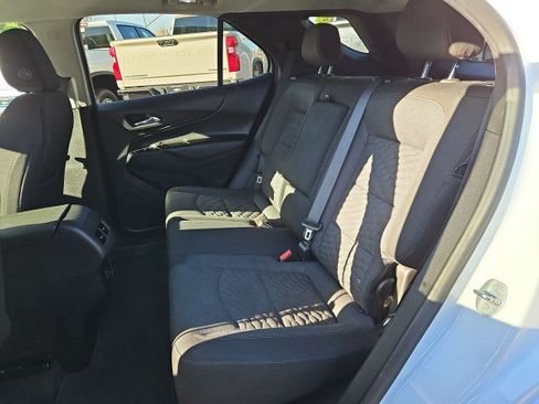 Used 2021 Chevrolet Equinox LT w/ LPO, Cargo Package FWD image 24