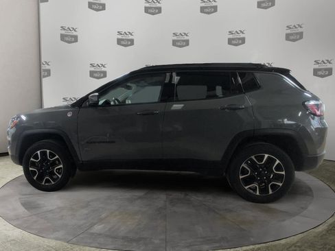 Used 2019 Jeep Compass Trailhawk w/ Leather Interior Group AWD/4WD image 2