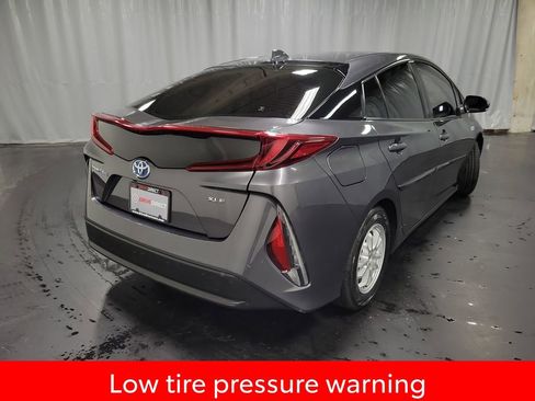 Used 2021 Toyota Prius Prime XLE image 8
