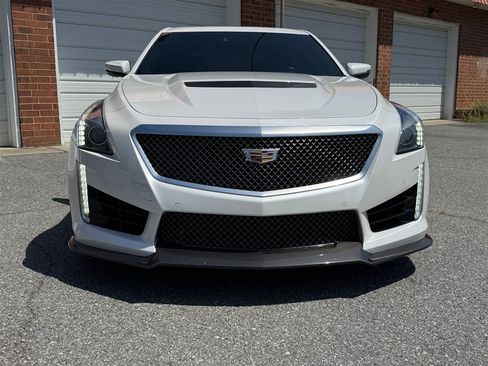 Used 2016 Cadillac CTS V w/ Carbon Fiber Package RWD image 9