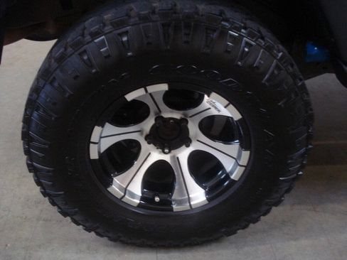 Used 2011 Jeep Wrangler Unlimited Sport AWD/4WD image 9