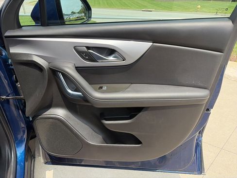 Certified 2023 Chevrolet Blazer LT w/ Driver Confidence Package FWD image 28