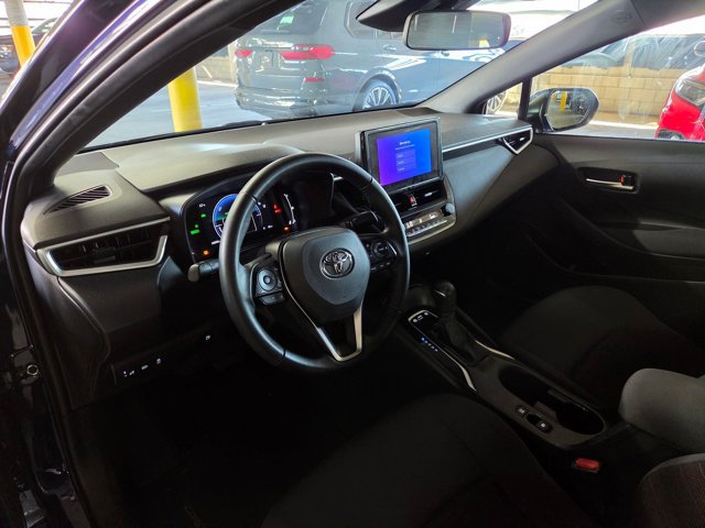 Used 2026 Toyota Corolla SE FWD image 9