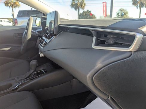 Certified 2024 Toyota Corolla LE image 33