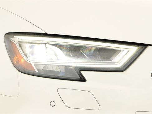 Used 2019 Audi A3 2.0T Premium Plus w/ Premium Plus Package image 34