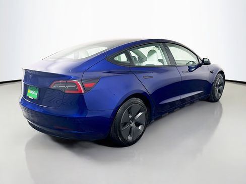 Used 2021 Tesla Model 3 Standard Range Plus image 10