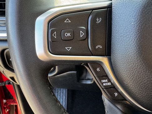 Used 2025 RAM 1500 Big Horn AWD/4WD image 24