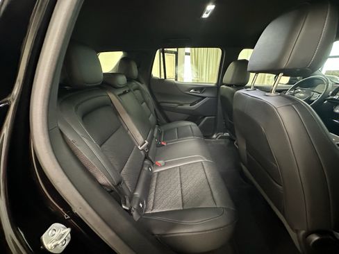 Certified 2025 Chevrolet Equinox LT w/ Convenience Package II FWD image 19