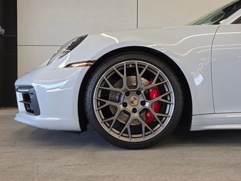 Certified 2024 Porsche 911 Carrera S image 9