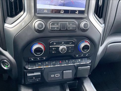 Used 2021 Chevrolet Silverado 1500 LTZ w/ LTZ Convenience Package II AWD/4WD image 16