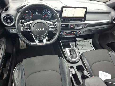 Used 2023 Kia Forte GT-Line w/ GT-Line Premium Package image 11